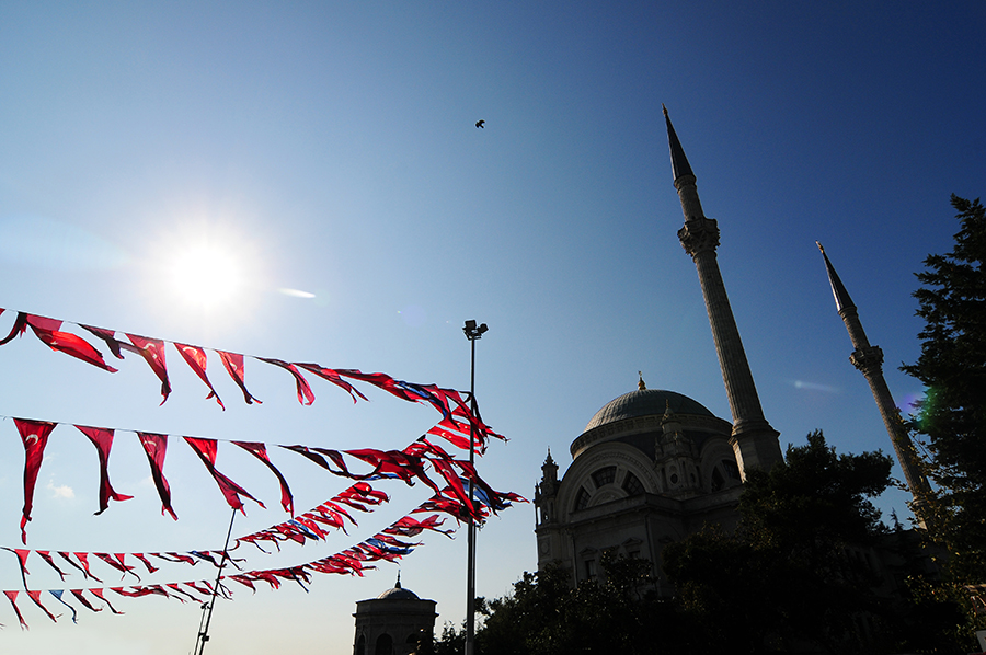 Ortakoiská mešita / Ortaköy Camii