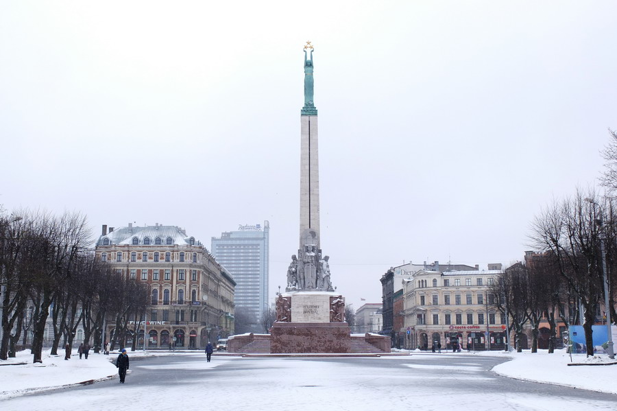 Pomník svobody na bulváru Brivibas. // Riga, Lotyšsko